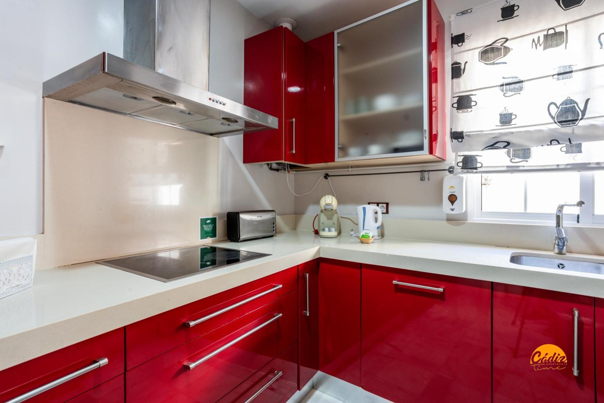 Red Home By Cadiz Time Exterior photo